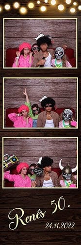 Fotostrip aus der Fotobox mit Sofa beim Geburtstag feiern im Nomad Chemnitz