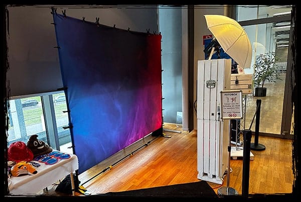 Fotoboxsetup von der Seite Fotoboxsetup von der Seite